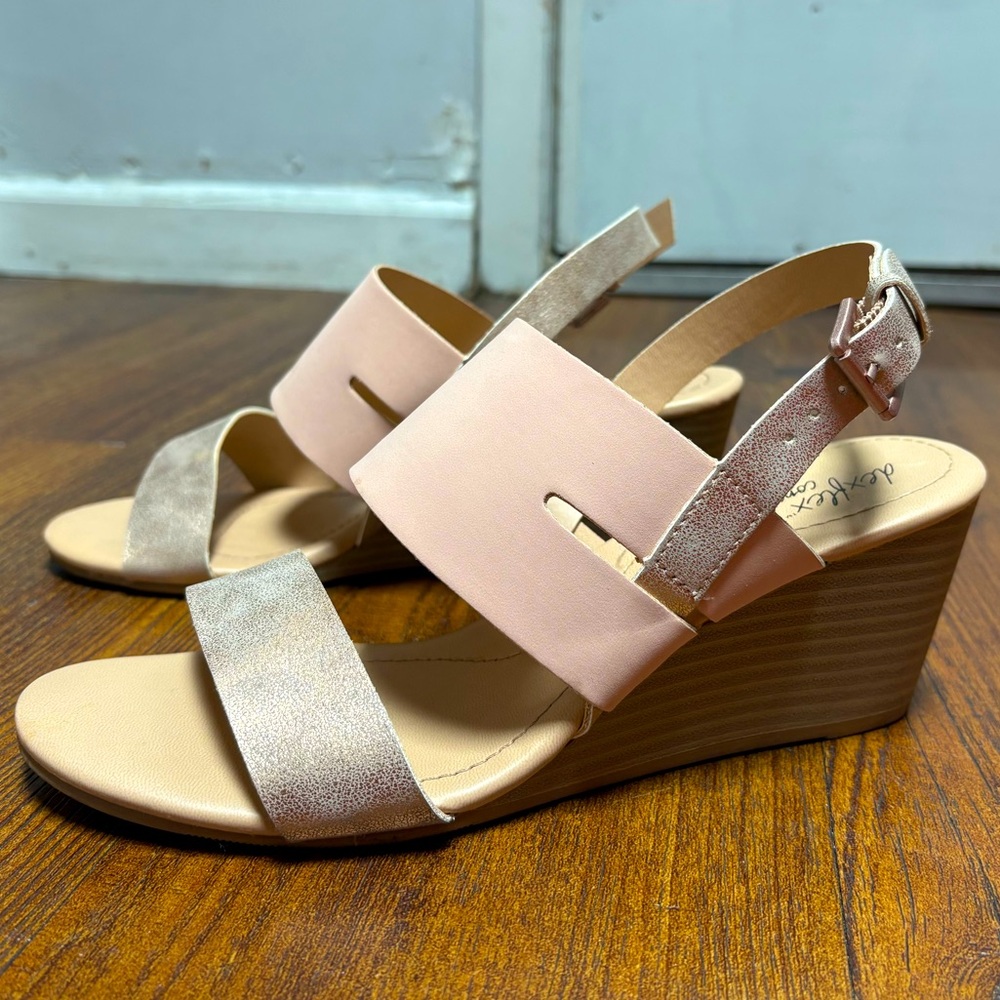 Elegant Pink and Gold Wedge Sandals